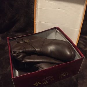 Heeled Knee-Length Boots